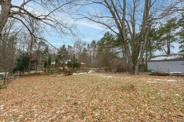 4240 Oakland Drive, Kalamazoo, MI 49008