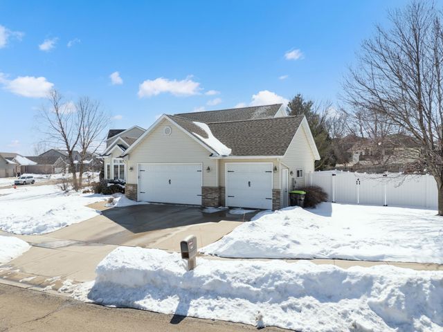 1973 Century Valley Road NE, Rochester, MN 55906
