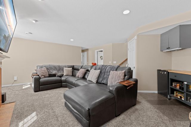 1973 Century Valley Road NE, Rochester, MN 55906