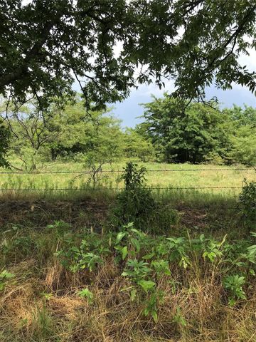 LOT 4, Lot 4-R2, 2.3 Acre Southmayd Road, Collinsville, TX 76273