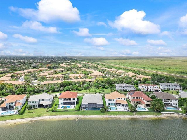 12755 S Parkland Bay Trail, Parkland, FL 33076