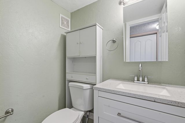 115 Markham F, Deerfield Beach, FL 33442