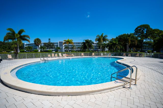 115 Markham F, Deerfield Beach, FL 33442