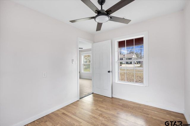 2907 Cushing Dr, Tyler, TX 75702