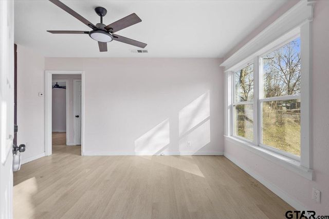 2907 Cushing Dr, Tyler, TX 75702