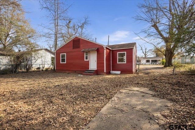 2907 Cushing Dr, Tyler, TX 75702