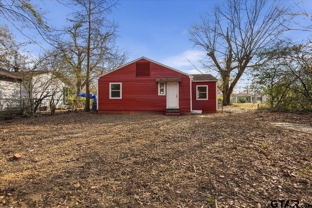 2907 Cushing Dr, Tyler, TX 75702