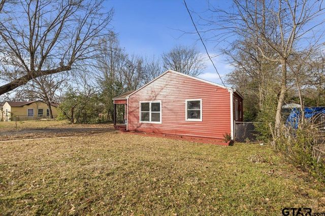 2907 Cushing Dr, Tyler, TX 75702