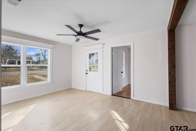 2907 Cushing Dr, Tyler, TX 75702