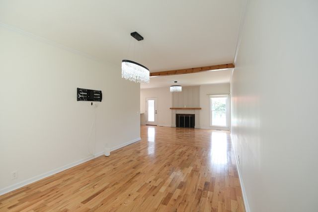2104 Shannon Dr, Murfreesboro, TN 37129