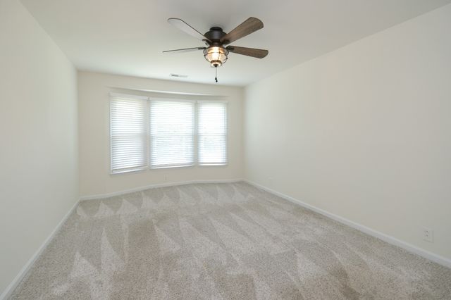 2104 Shannon Dr, Murfreesboro, TN 37129