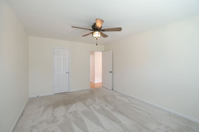 2104 Shannon Dr, Murfreesboro, TN 37129