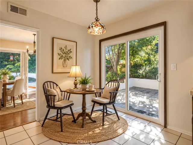 16568 Goldenrod Place, Encino, CA 91436