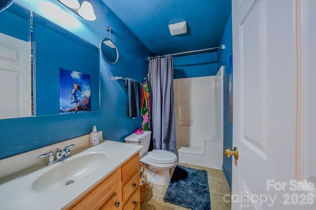 242 Meadow Lane, Leicester, NC 28748