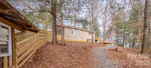 242 Meadow Lane, Leicester, NC 28748