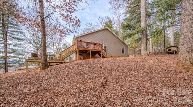 242 Meadow Lane, Leicester, NC 28748