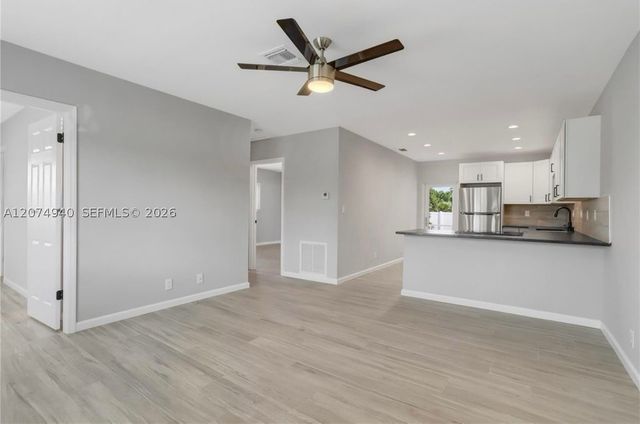 2550 N Dixie Hwy 2570, Boca Raton, FL 33431