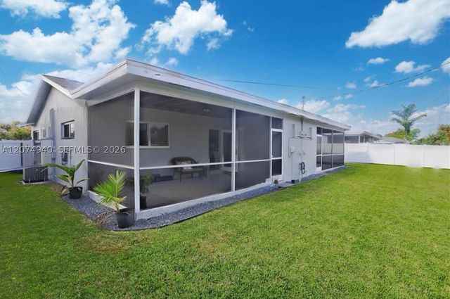2550 N Dixie Hwy 2570, Boca Raton, FL 33431