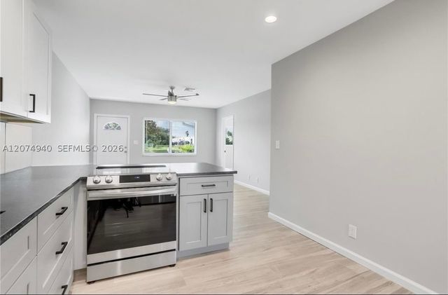 2550 N Dixie Hwy 2570, Boca Raton, FL 33431
