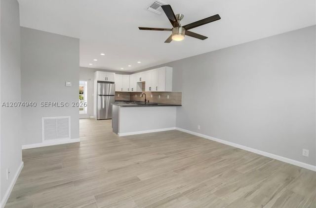 2550 N Dixie Hwy 2570, Boca Raton, FL 33431