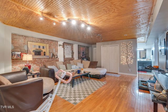 308 East Sullivan Street, Kingsport, TN 37660