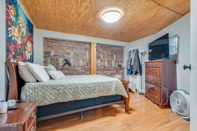 308 East Sullivan Street, Kingsport, TN 37660