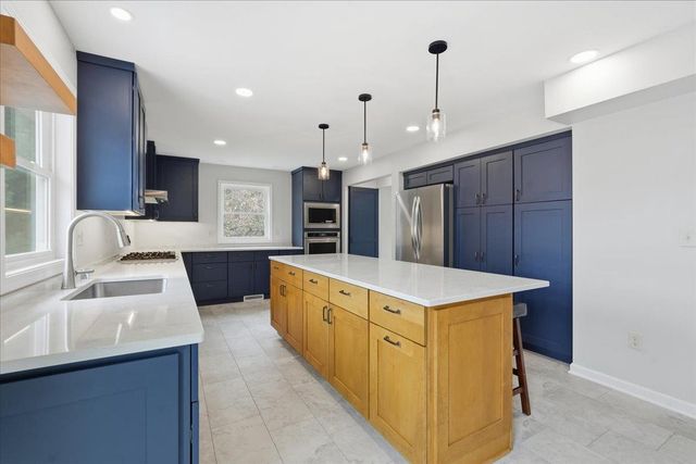 3702 Nathan Hale Court, Middleton, WI 53562