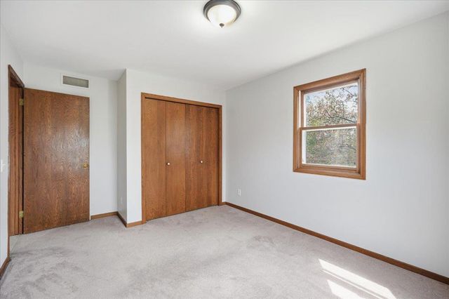 3702 Nathan Hale Court, Middleton, WI 53562