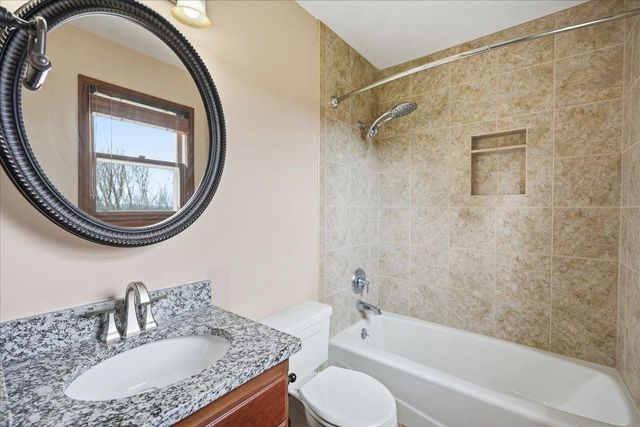 3702 Nathan Hale Court, Middleton, WI 53562