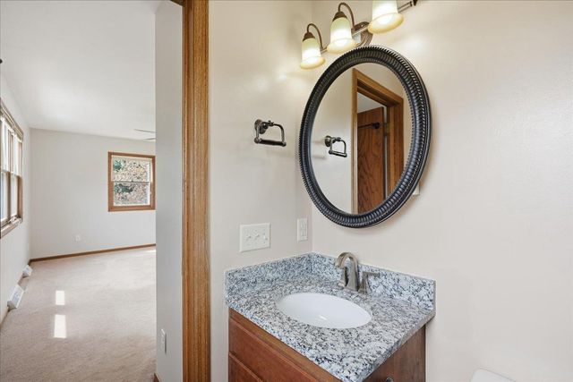 3702 Nathan Hale Court, Middleton, WI 53562