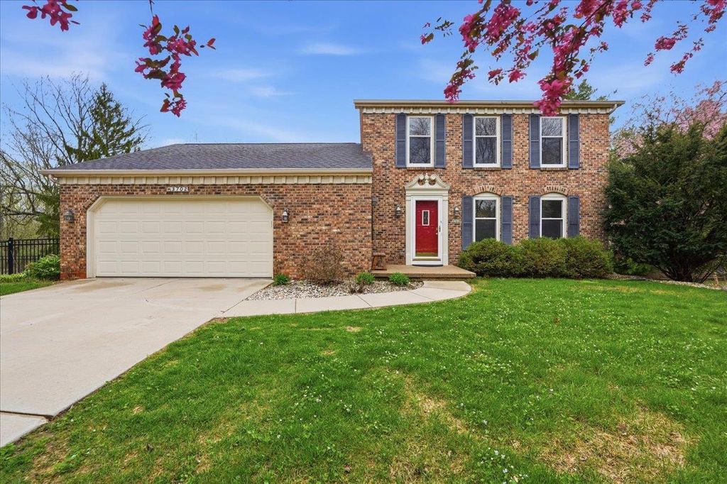 3702 Nathan Hale Court, Middleton, WI 53562
