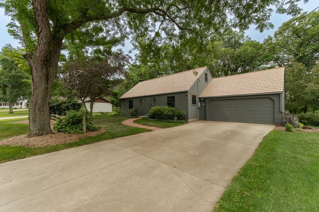 2645 Riverside Lane NE, Rochester, MN 55906