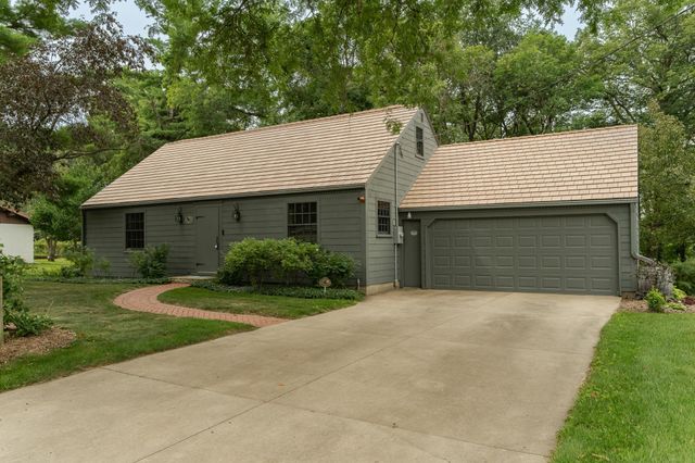 2645 Riverside Lane NE, Rochester, MN 55906