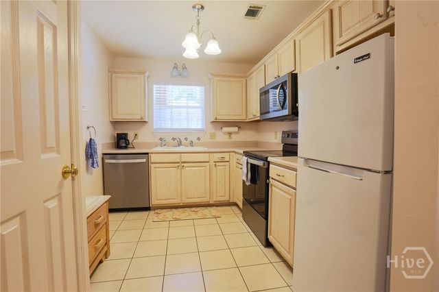 211 Edgewater Road 41, Savannah, GA 31406