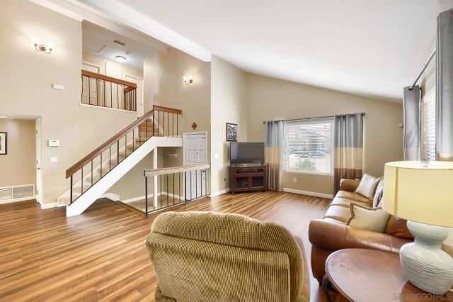 9518 HILLCREEK WAY, Santee, CA 92071