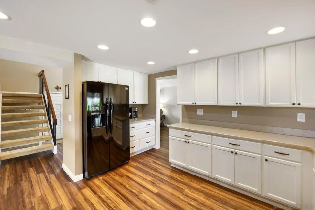 9518 HILLCREEK WAY, Santee, CA 92071