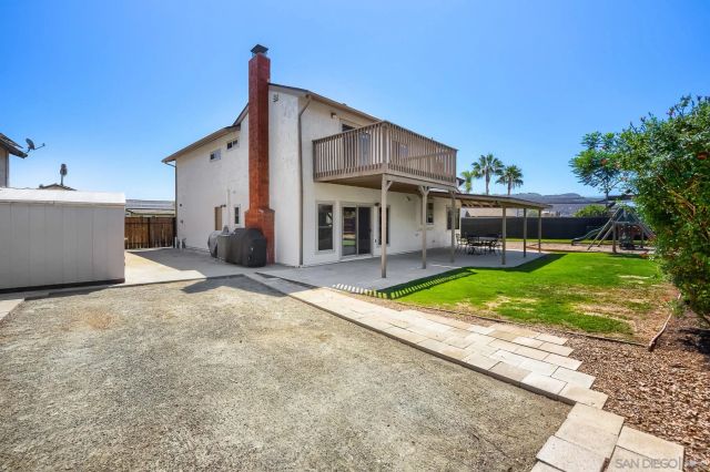 9518 HILLCREEK WAY, Santee, CA 92071