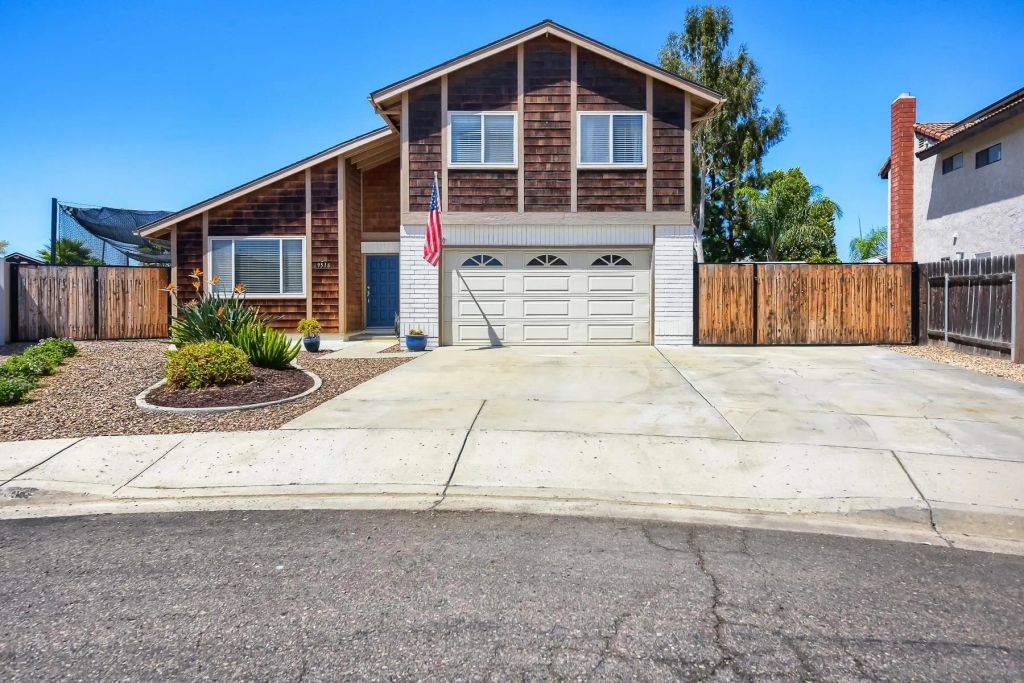 9518 HILLCREEK WAY, Santee, CA 92071