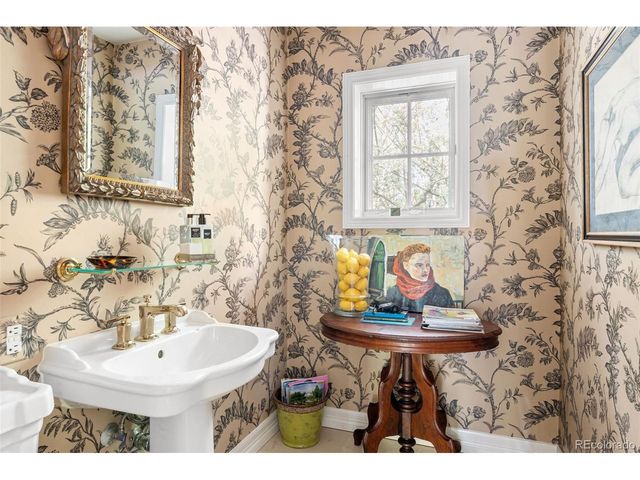 3220 E Kentucky Ave, Denver, CO 80209