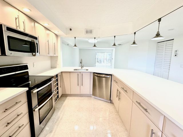 9170 SW 14th Street 4405, Boca Raton, FL 33428