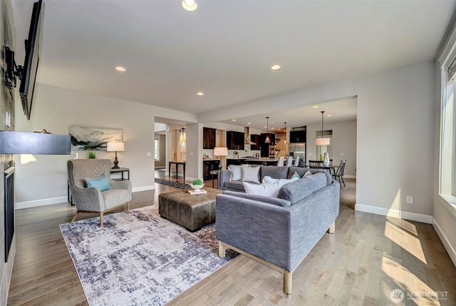 24213 1st Avenue SE, Bothell, WA 98021