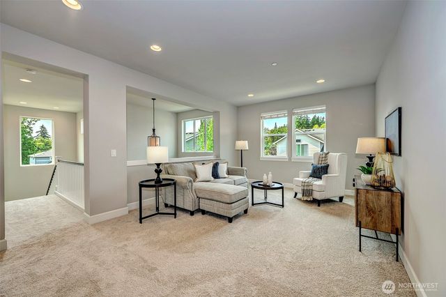 24213 1st Avenue SE, Bothell, WA 98021