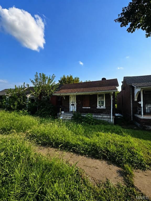 4920 San Francisco Avenue, St Louis, MO 63115