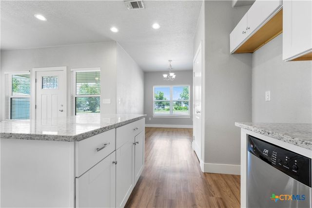 3510 Cactus Trail, Kingsland, TX 78639