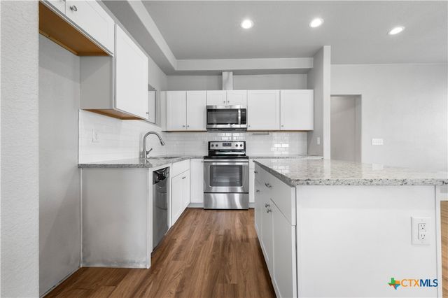 3510 Cactus Trail, Kingsland, TX 78639