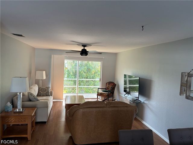 1214 Tropic TER, North Fort Myers, FL 33903