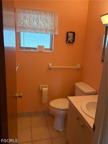 1214 Tropic TER, North Fort Myers, FL 33903