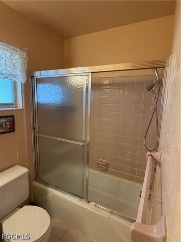 1214 Tropic TER, North Fort Myers, FL 33903