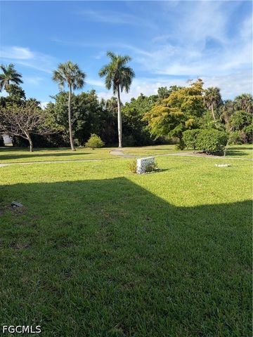 1214 Tropic TER, North Fort Myers, FL 33903