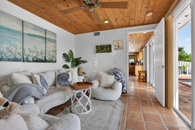 900 SE 3rd Terrace, Pompano Beach, FL 33060